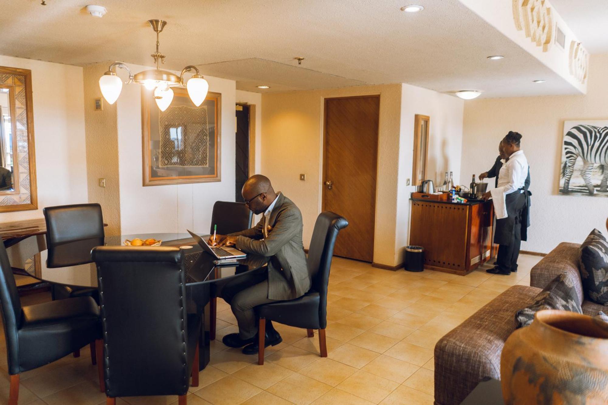 Hotel Elephant Hills