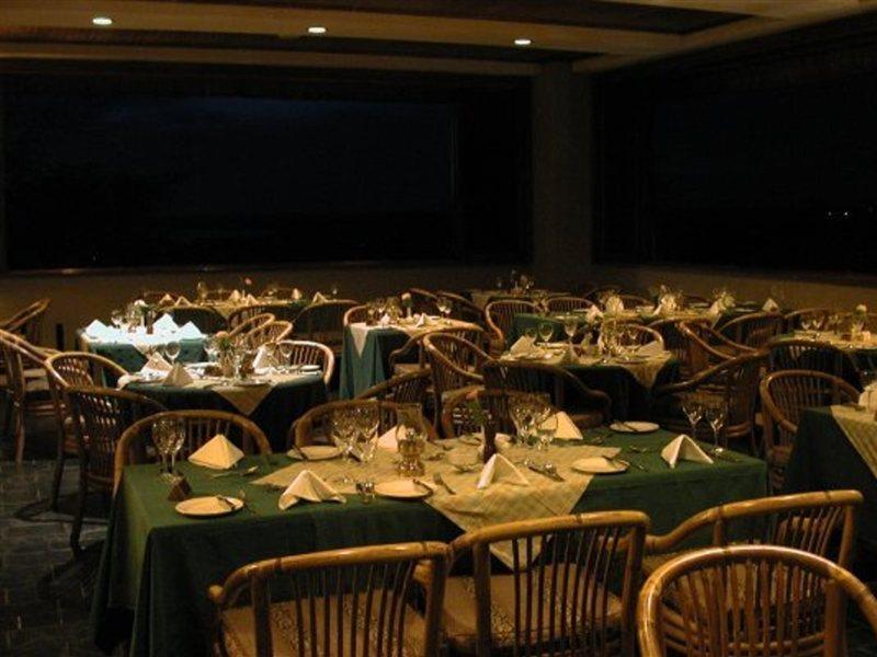 Elephant Hills Hotel 4*
